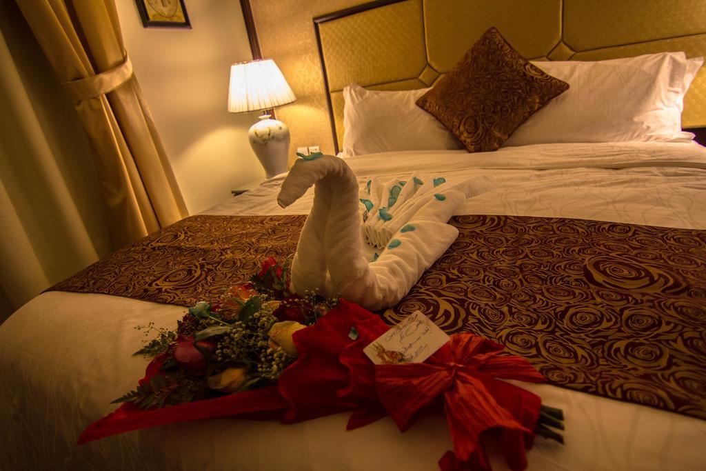 Rest Night Serviced Apartments- Alhamra Riyadh Værelse billede A towel swan