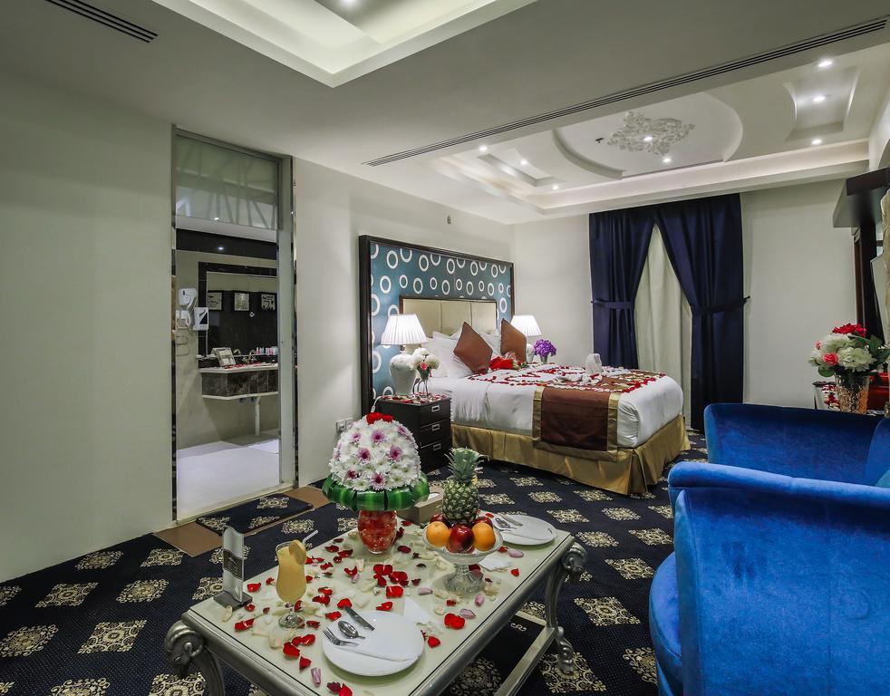 Rest Night Serviced Apartments- Alhamra Riyadh Eksteriør billede Suite