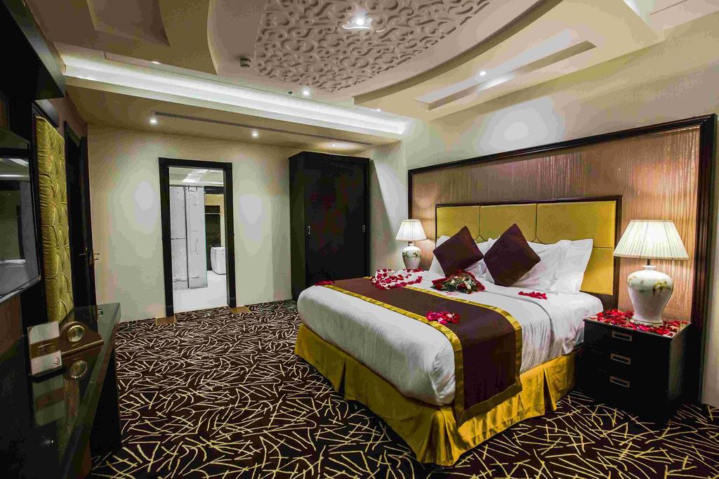 Rest Night Serviced Apartments- Alhamra Riyadh Eksteriør billede Suite